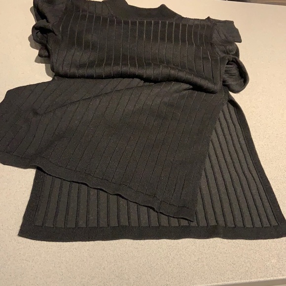 Almost Famous Long Turtleneck dress - Picture 6 of 11